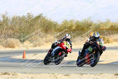 media/Jan-16-2022-CVMA (Sun) [[7f3d92989d]]/Race 3 Amateur Supersport Middleweight/